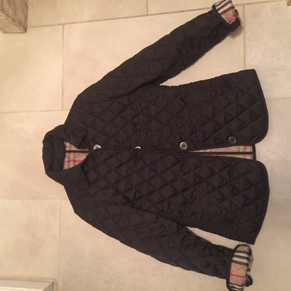 Authentics Burberry coat size girls extra large
